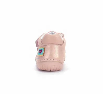 D.D.Step kislány első lépés barefoot cipő- champagne/pezsgő, szivecske mintás, hátulnézet